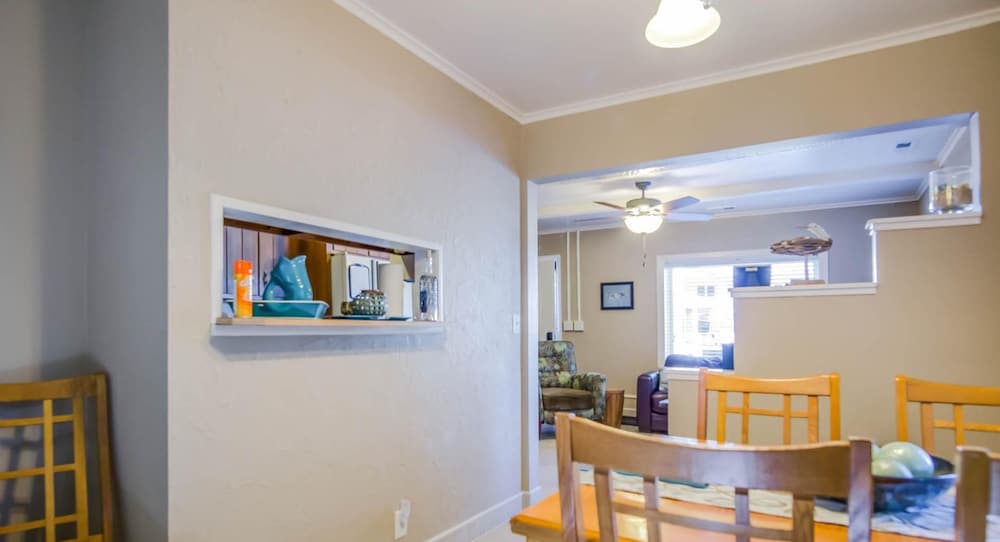 The Cottage on Perryman