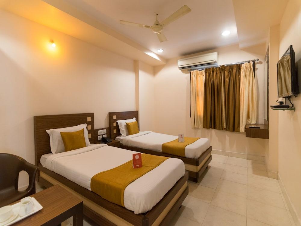 OYO 5660 Hotel Sree Residency