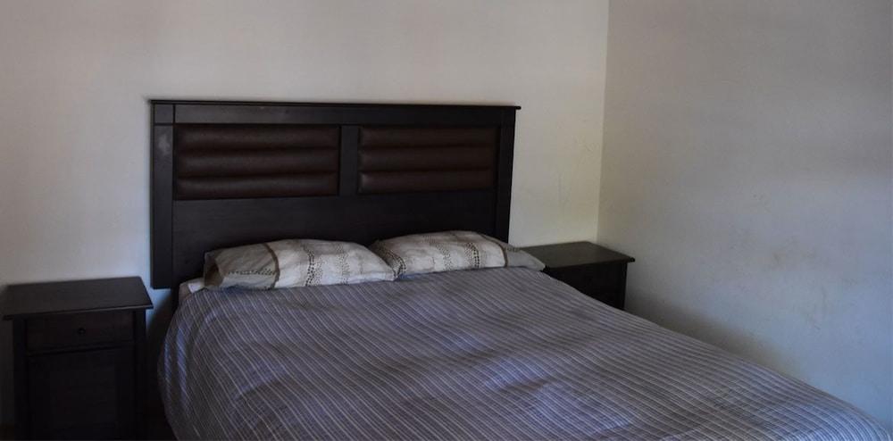 Hostal La Florida - Hostel