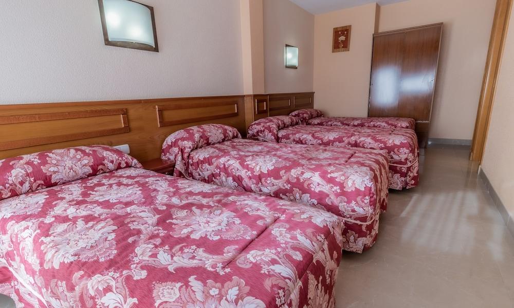 Pensión Isabel by Vivere Stays