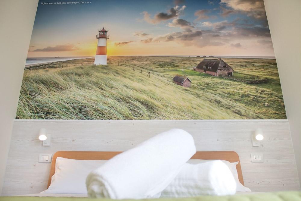 The Lighthouse Rooms