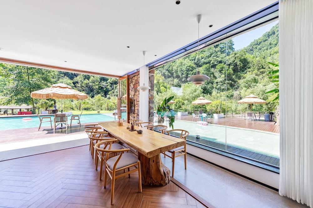 Pandora Vista Retreat