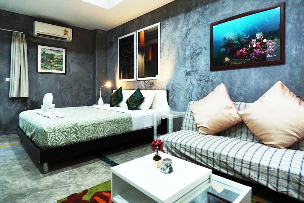 Phuket Paradiso Hotel