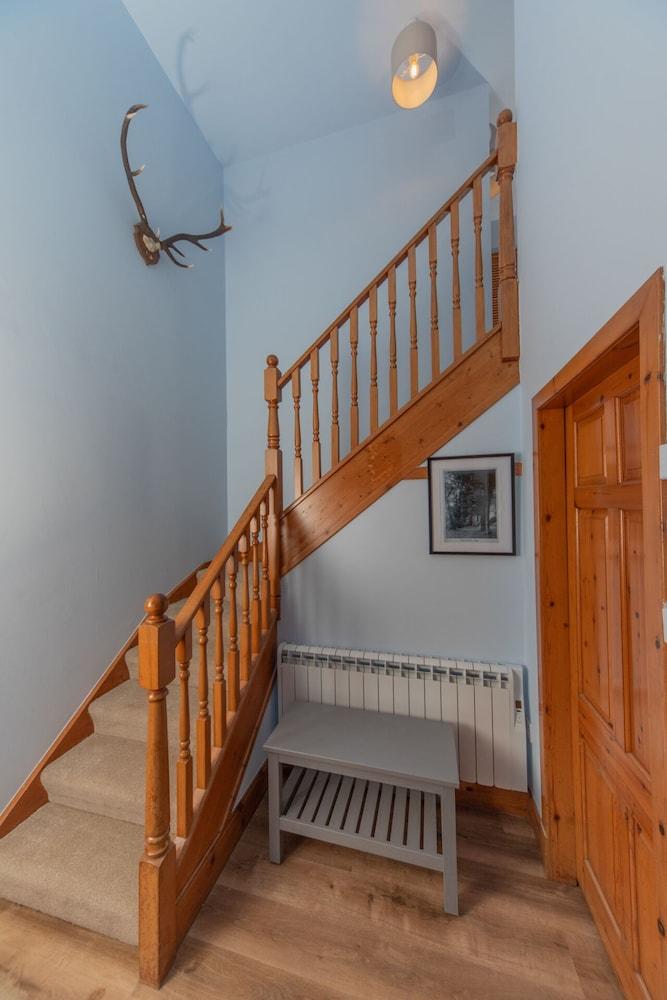 Armadale Castle Cabins