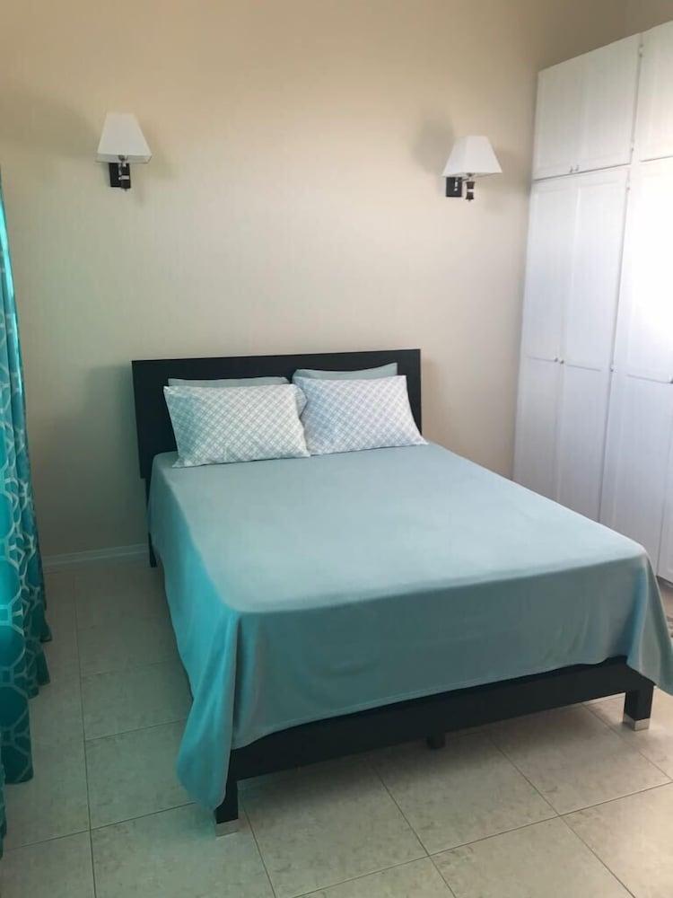 Rowans Park - Luxury Apartment