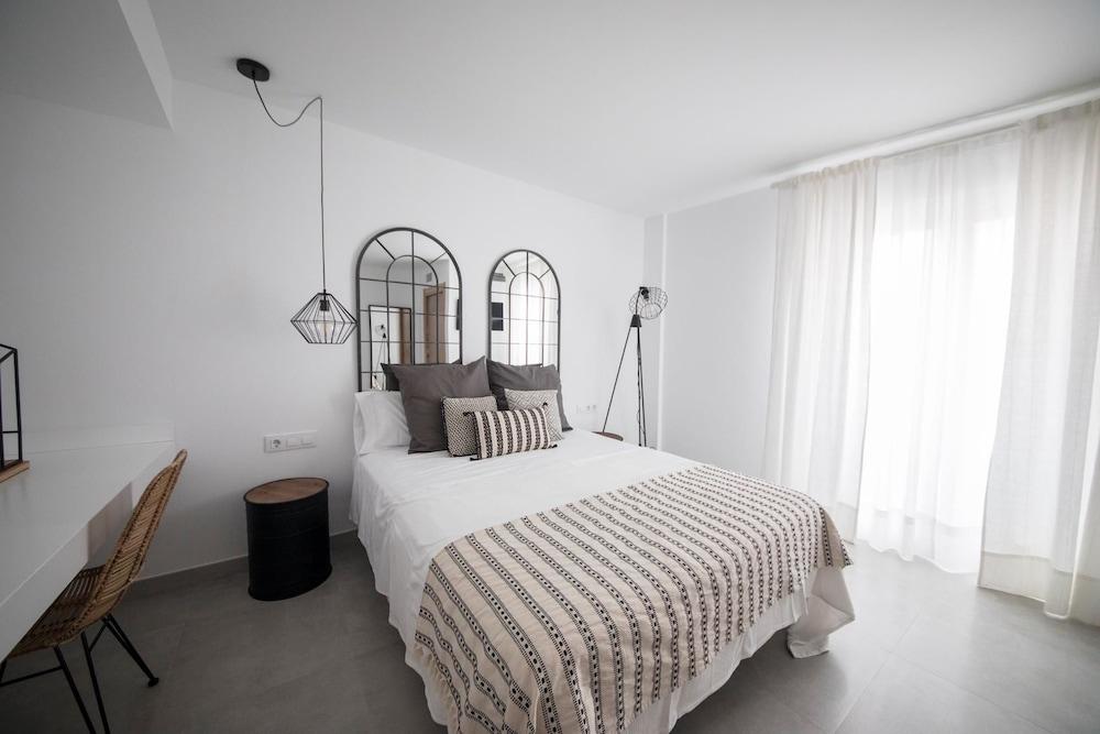 Hostal Cervantes Playa