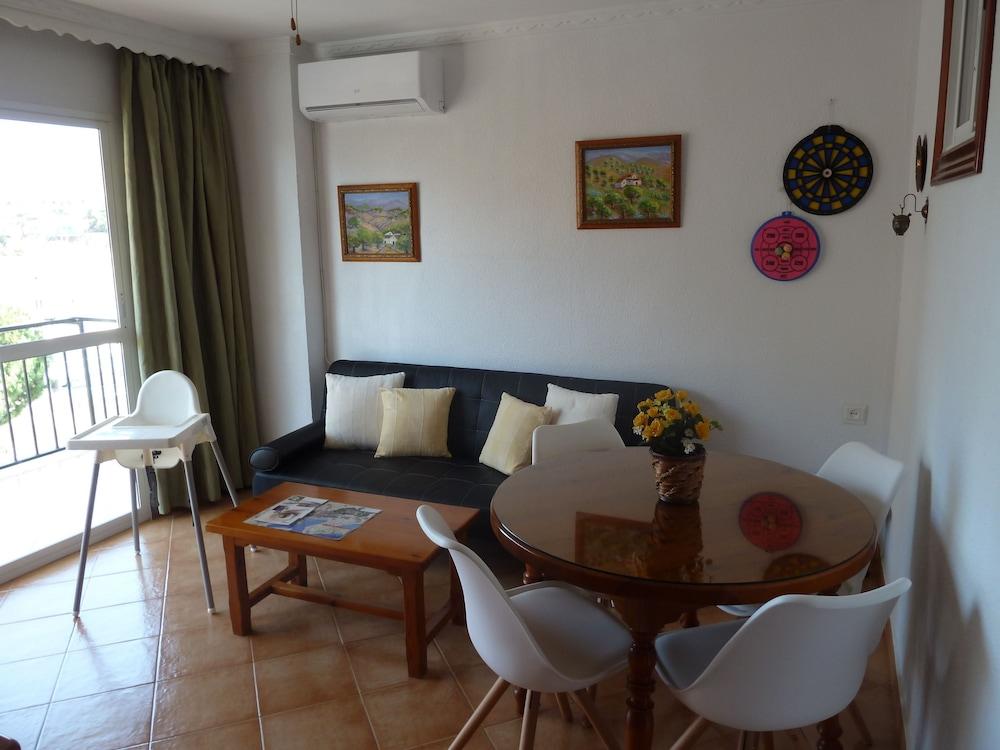 Sunny Apartment 2 bedrooms