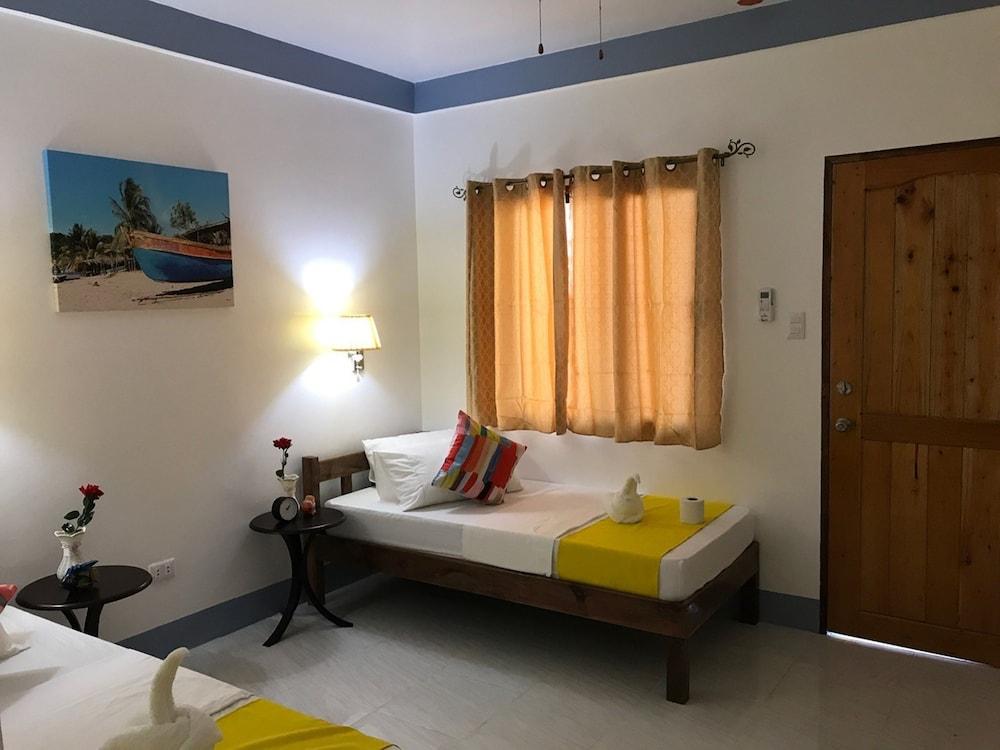 Neptune Diving Resort Moalboal