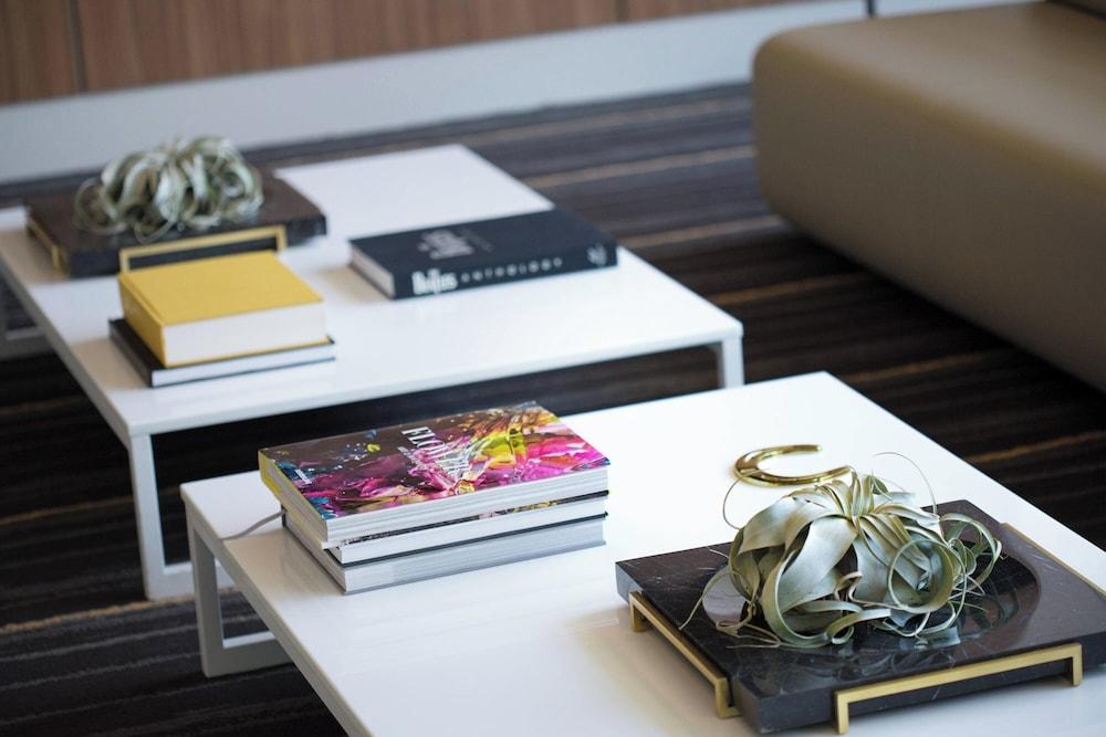 AC Hotel Louisville Downtown