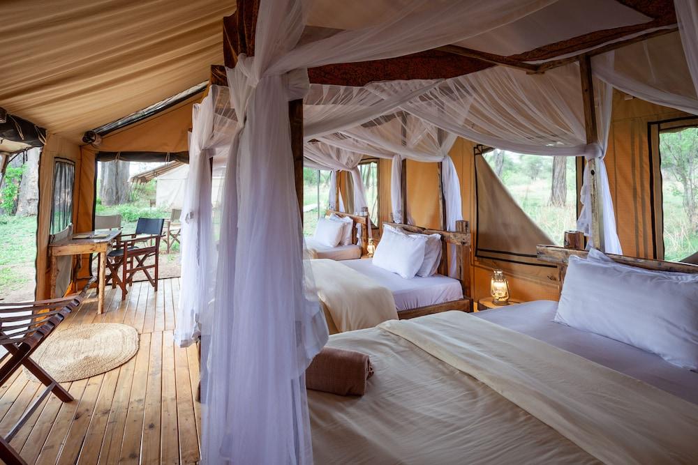 Baobab Tented Camp