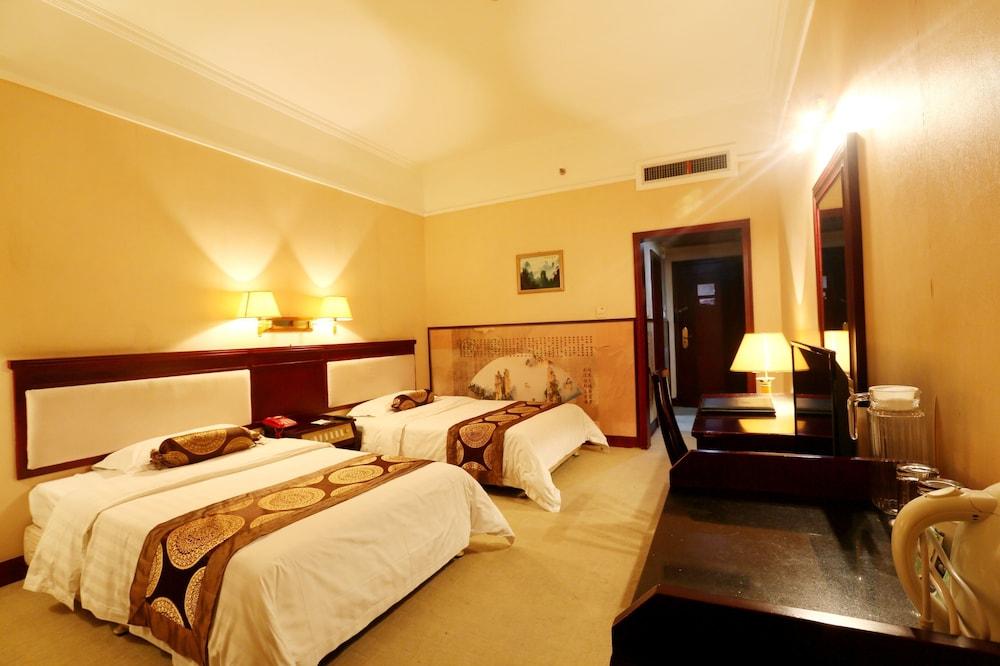 Jingxi International Hotel