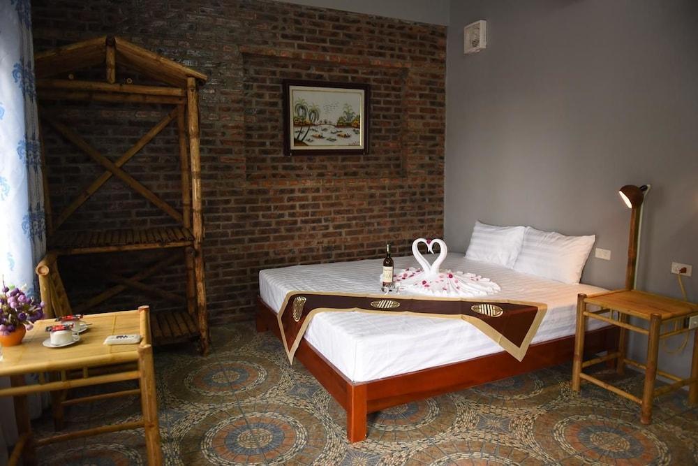 Tam Coc Lakeside Homestay