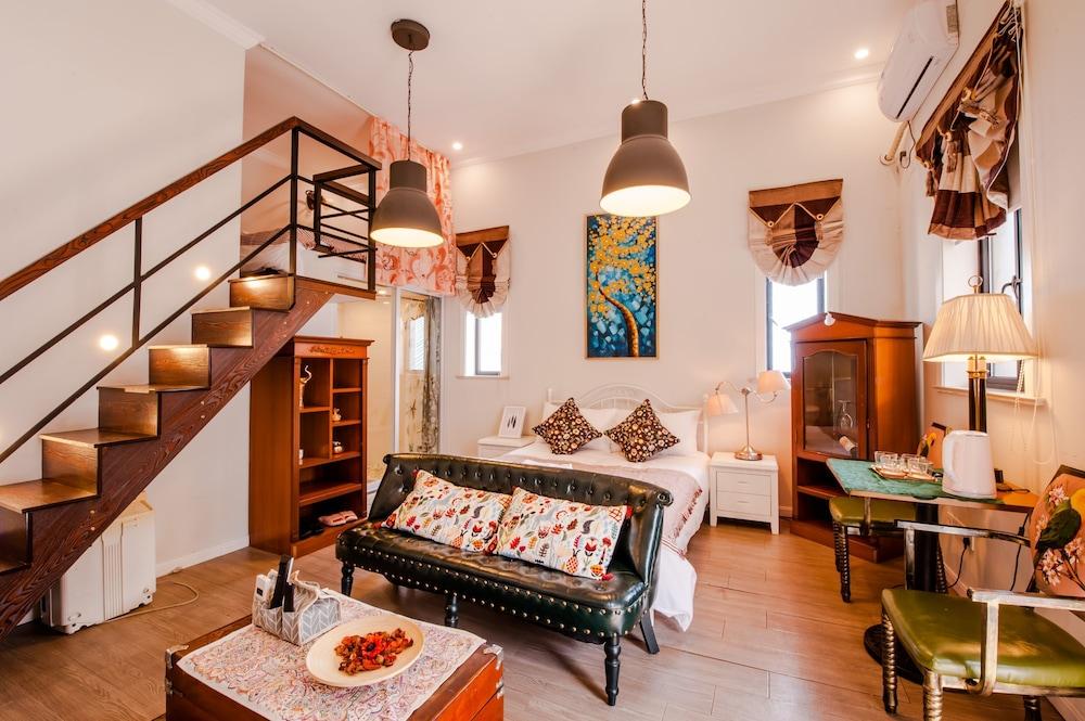 Qiyu Homestay - West Nanjing Road Branch