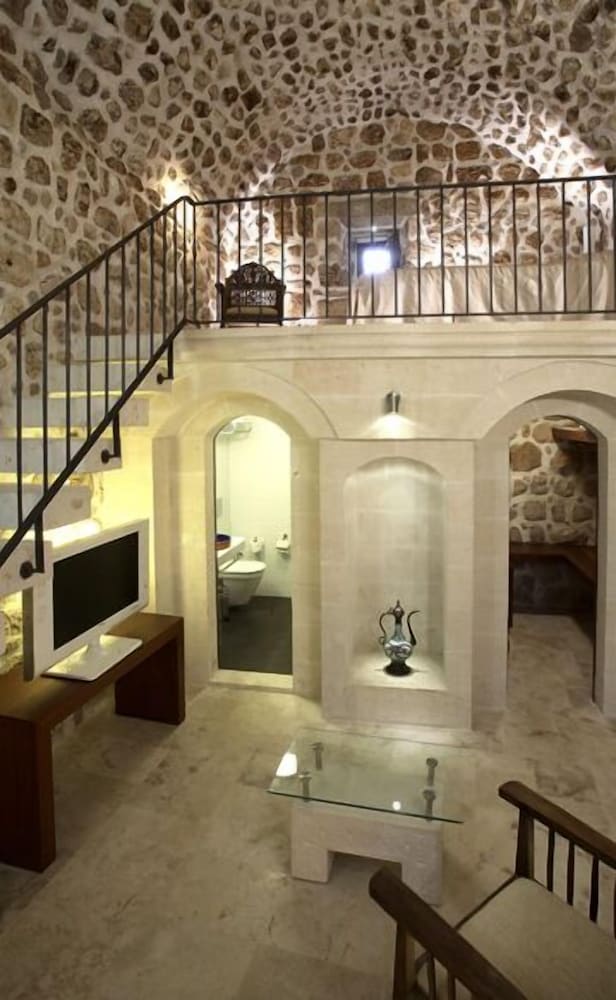 Kasr-i Nehroz - Special Class