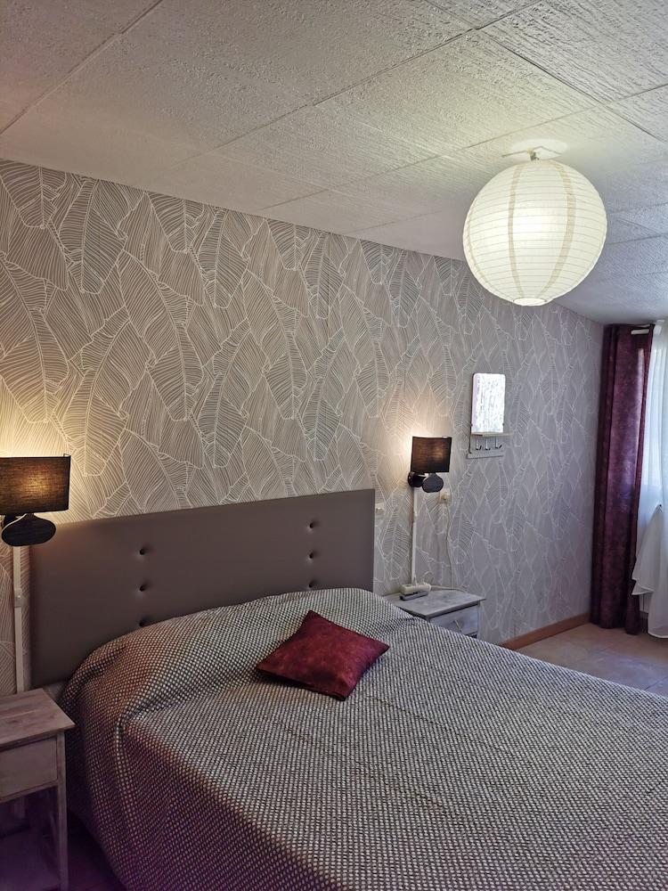 La Chaumière Hôtel