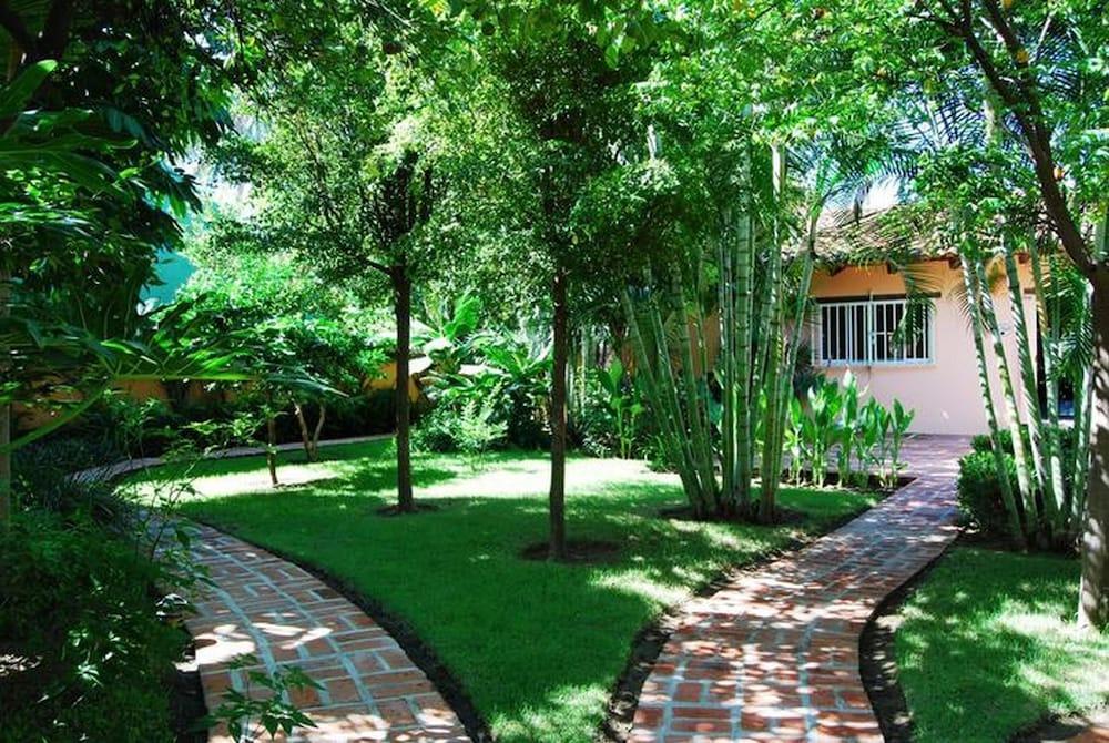 Casita Bendon by Las Palmas