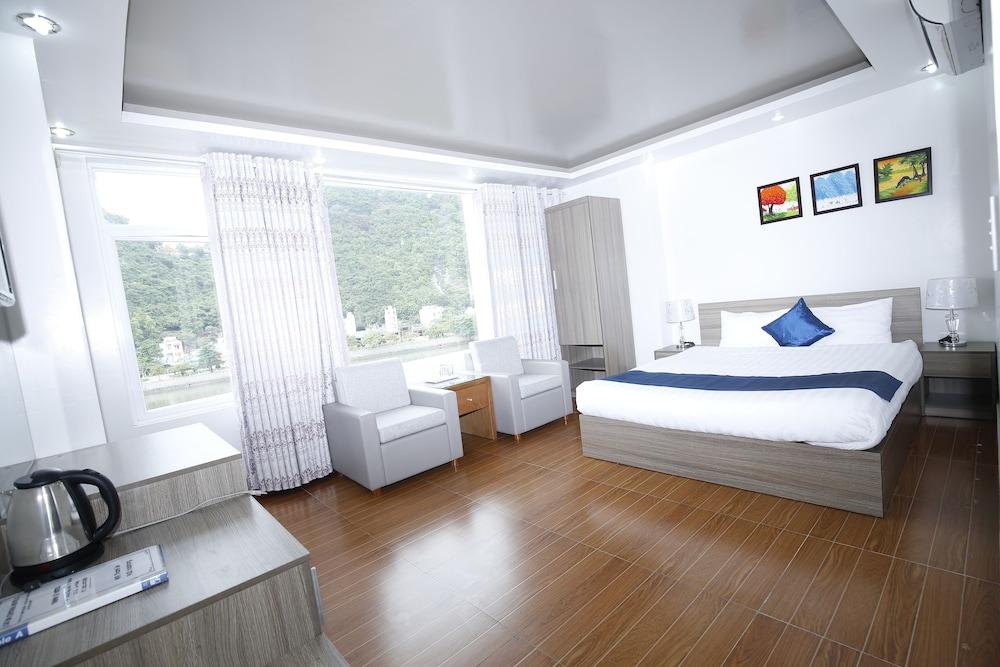 Cat Ba Central Hotel II - Hostel