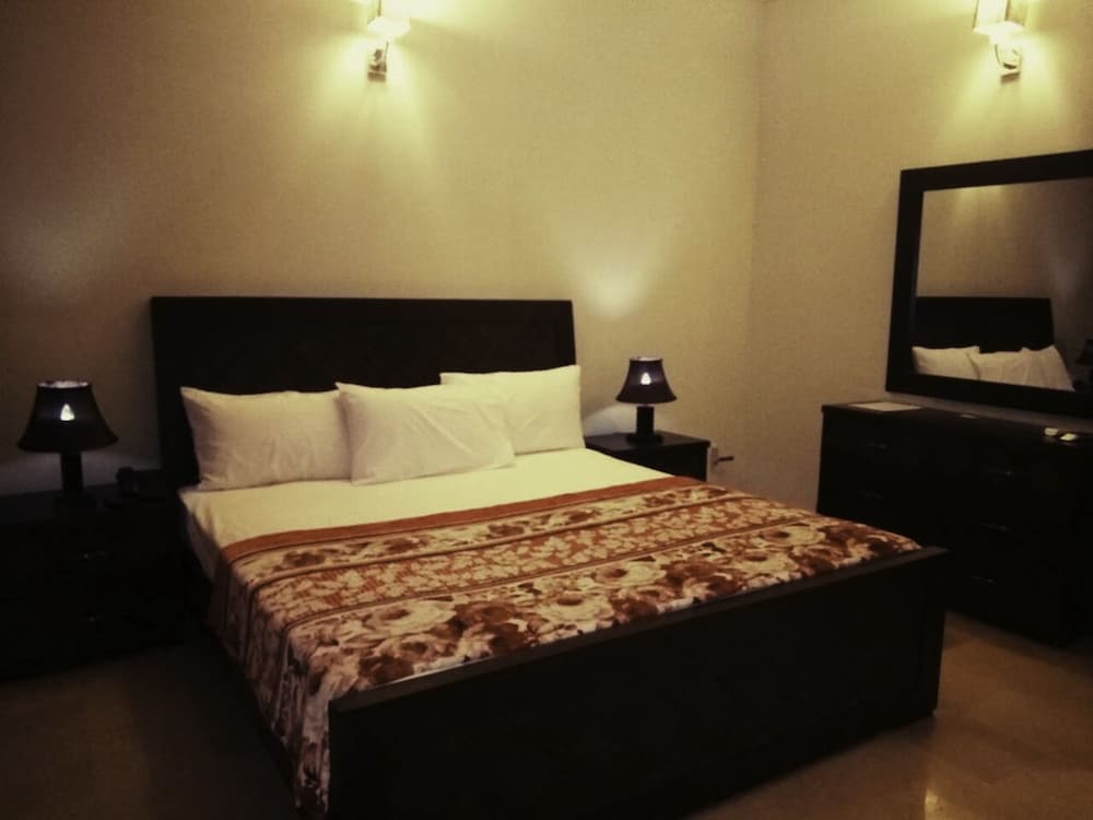 Royal Galaxy Guest House