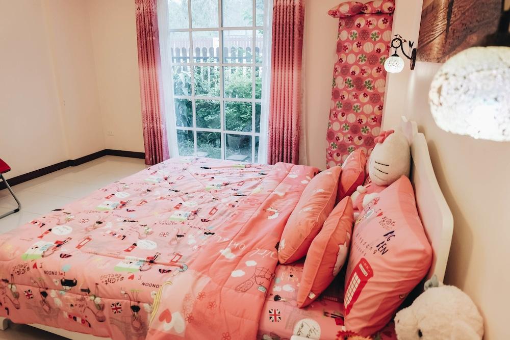 Peach Hua Hin Pool Villa Holiday