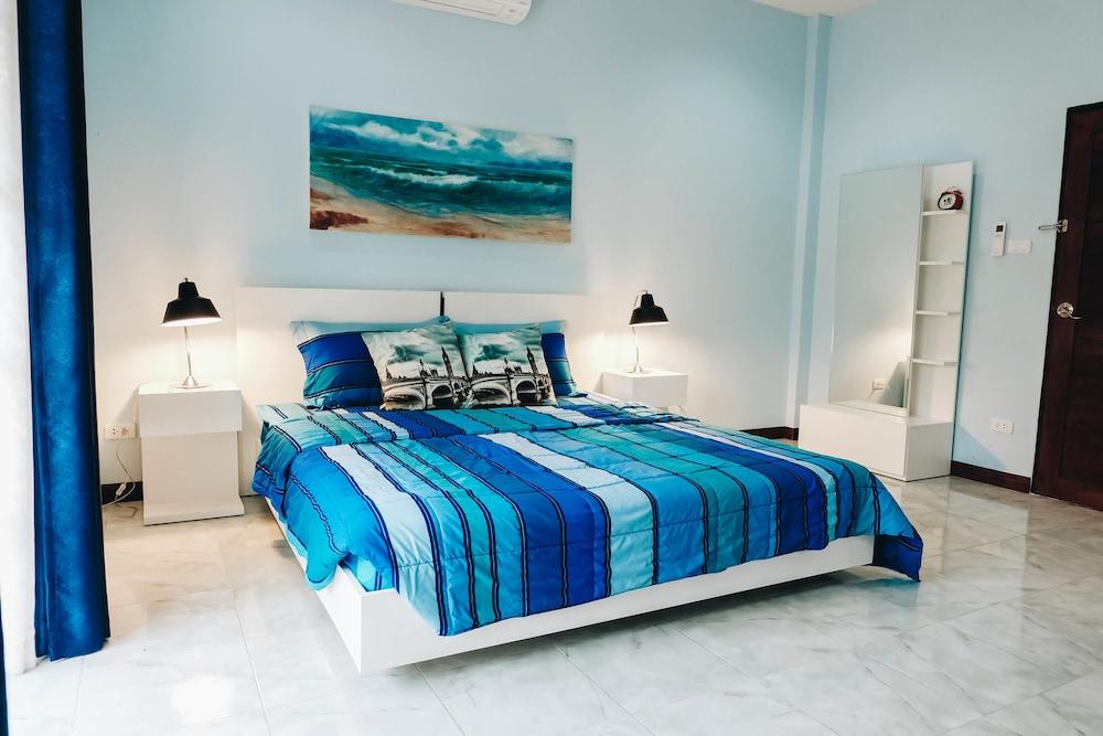 Peach Hua Hin Pool Villa Holiday