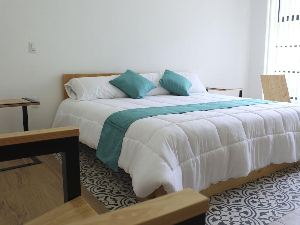 Lila & Co Hotel Boutique