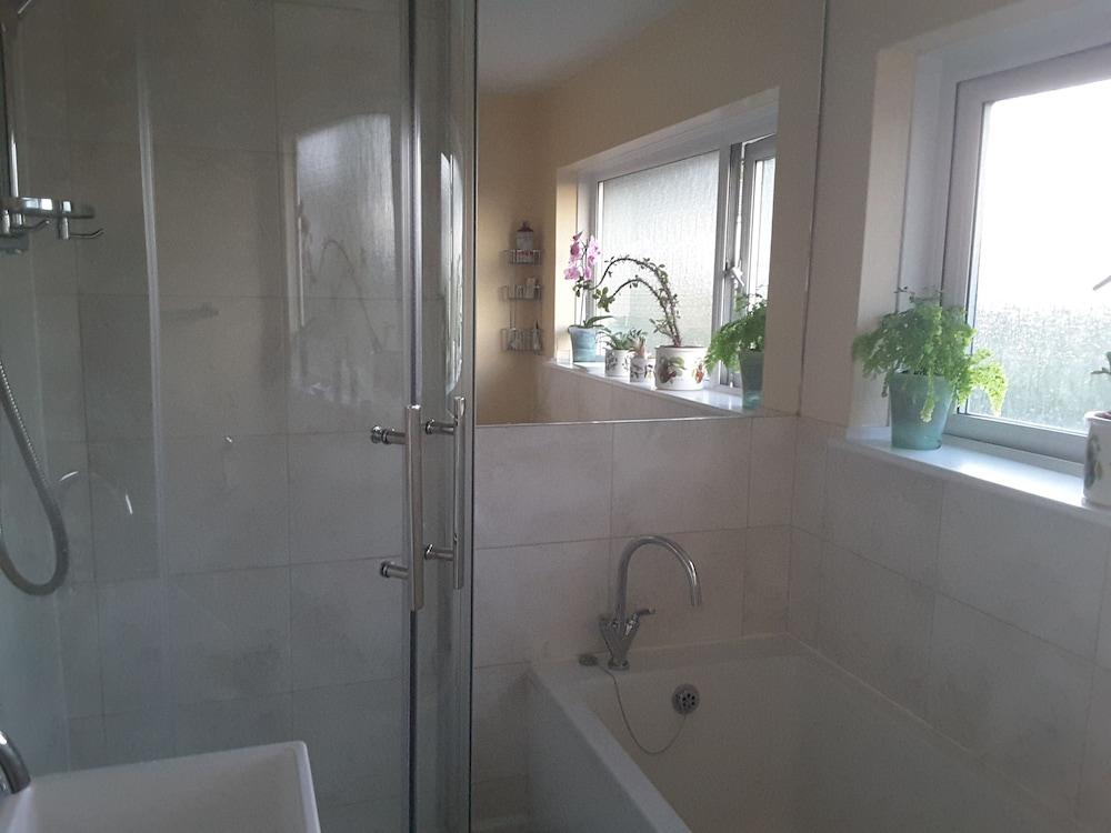 A. B&B - Glastonbury