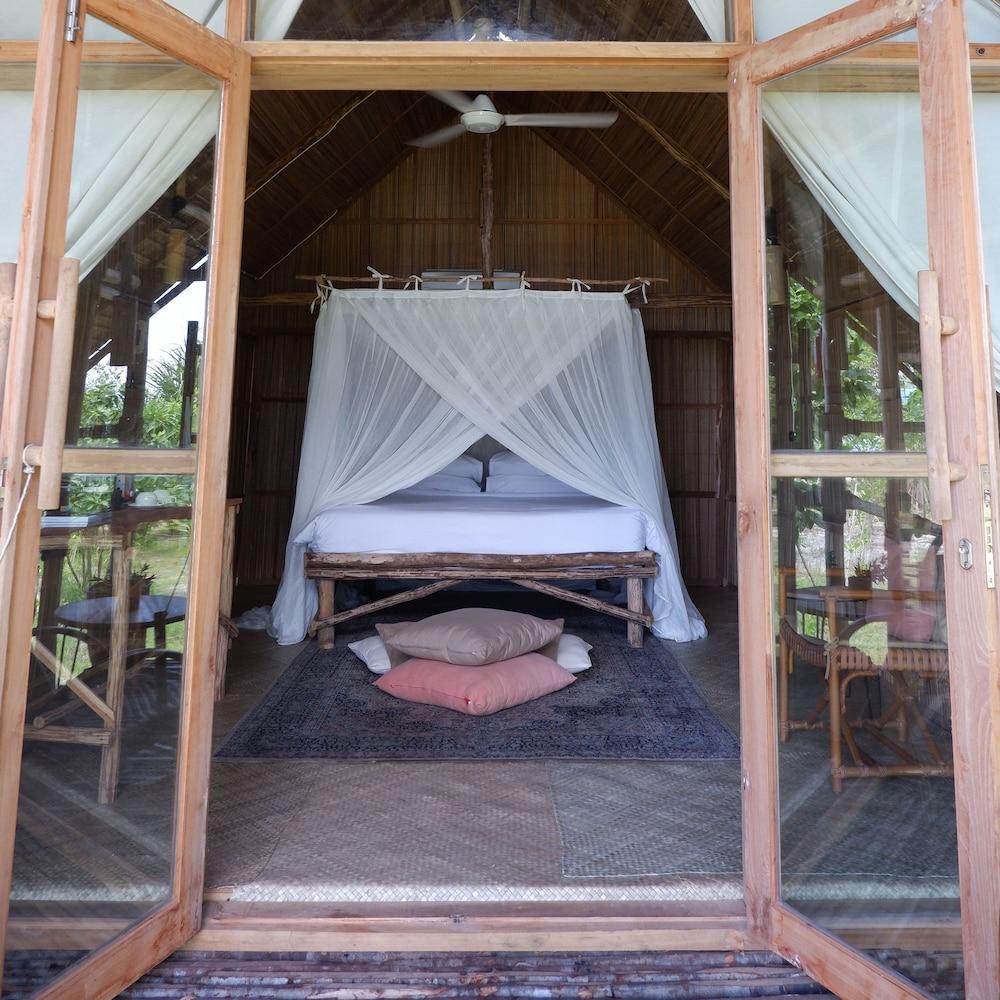 Eco Beach Tent by Billiton