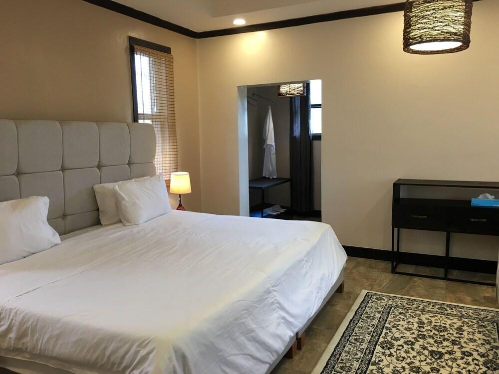 Five Volcanoes Boutique Hotel