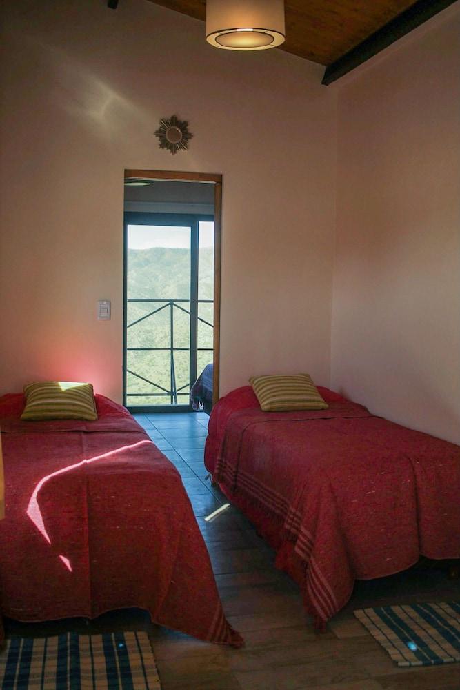 Arriba del Valle - Casas de Altura