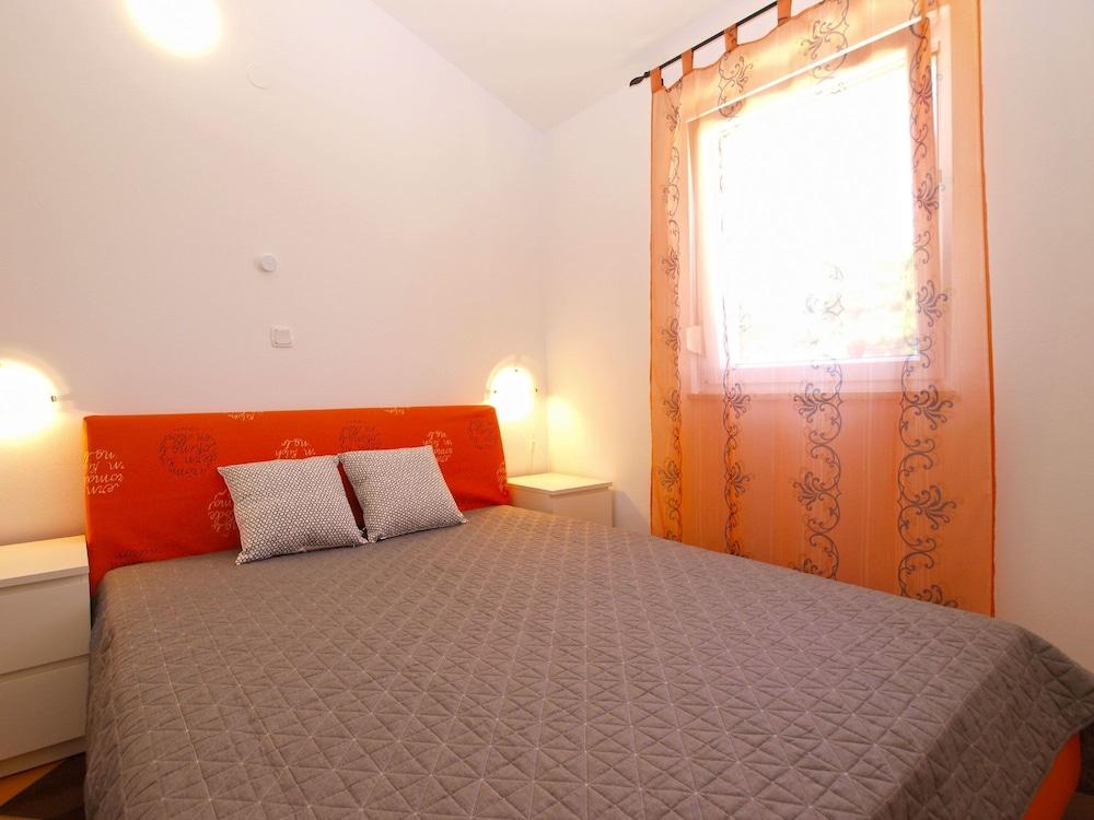 Apartments Ankica 1420