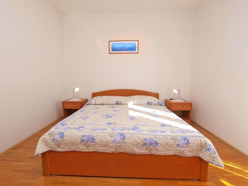 Apartments Marisa 981