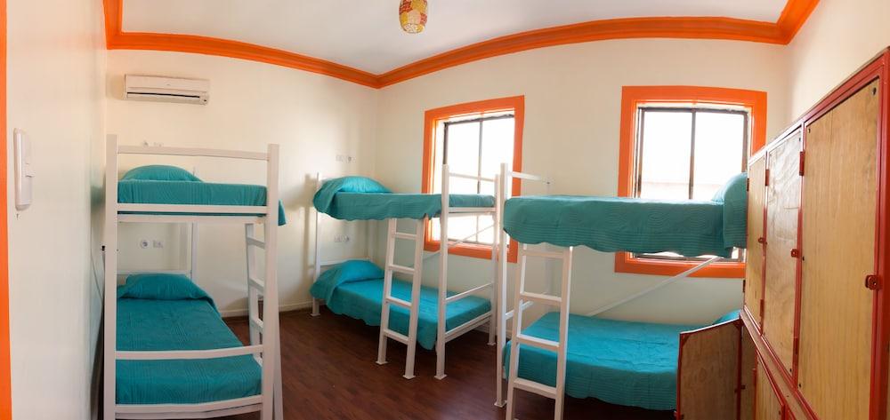 Hostal Casa Aborigen - Hostel