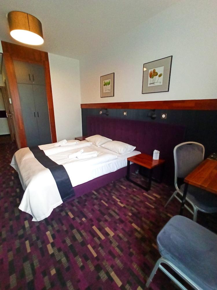 Hotel Modus & Restauracja Mocca D'oro