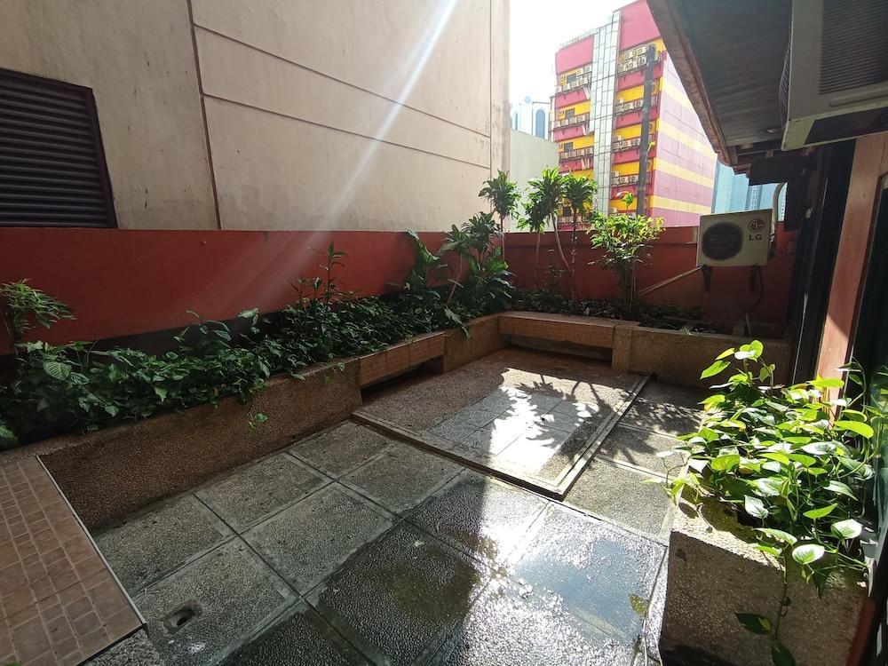 The Staycation - Boutique rooms