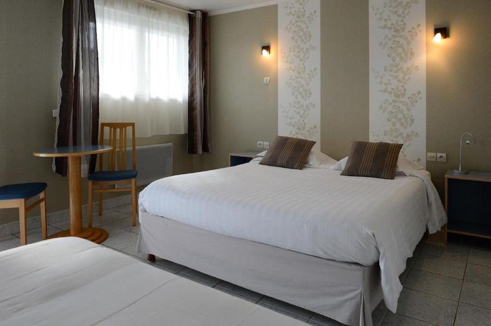 Contact Hôtel - Hôtel les Bleuets & SPA