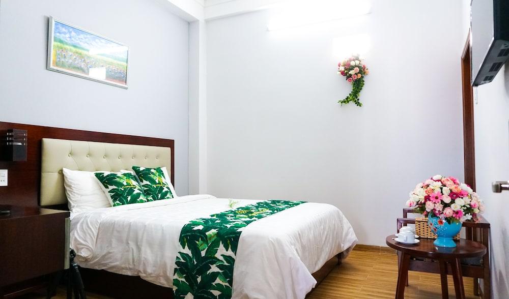 Flora Quy Nhon Hotel