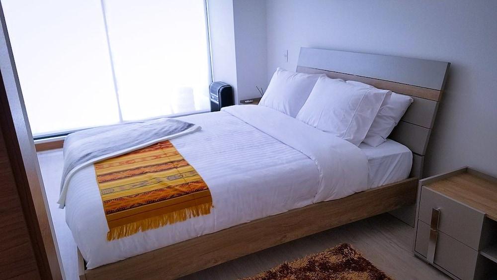 Luxury Residence Suites