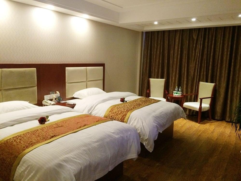 GreenTree Inn Suqian Sihong Passenger Station Zhongyuan Logistics District Hotel