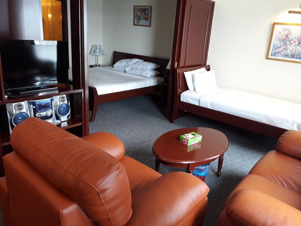 Cool Service Suites at Times Square