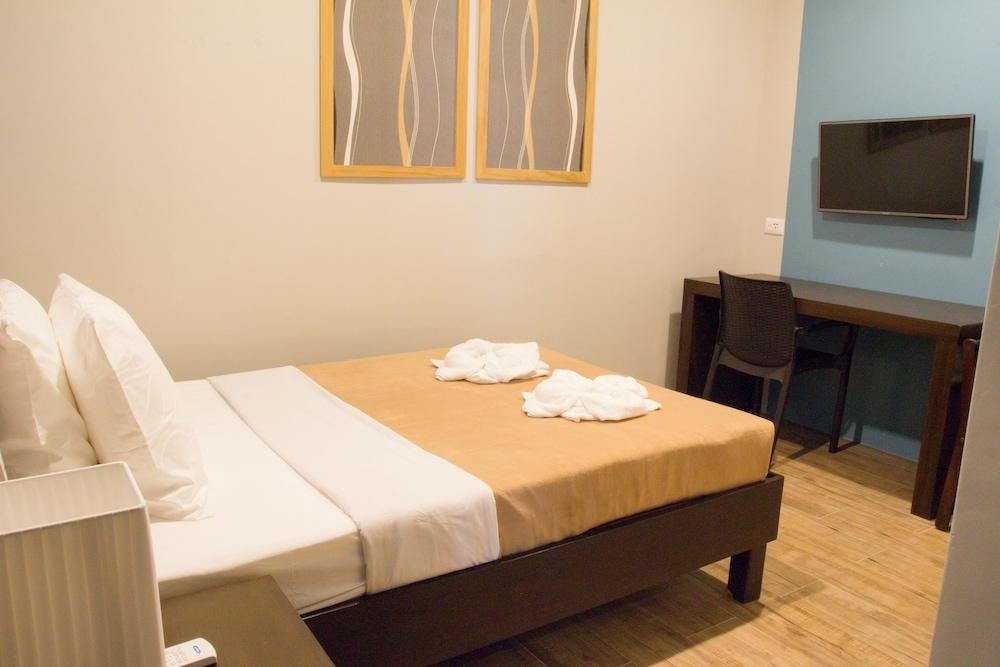 Sheridan Boutique Hotel