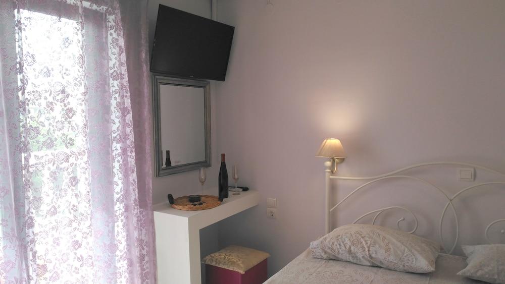 Infinity Blue Beach Apartments