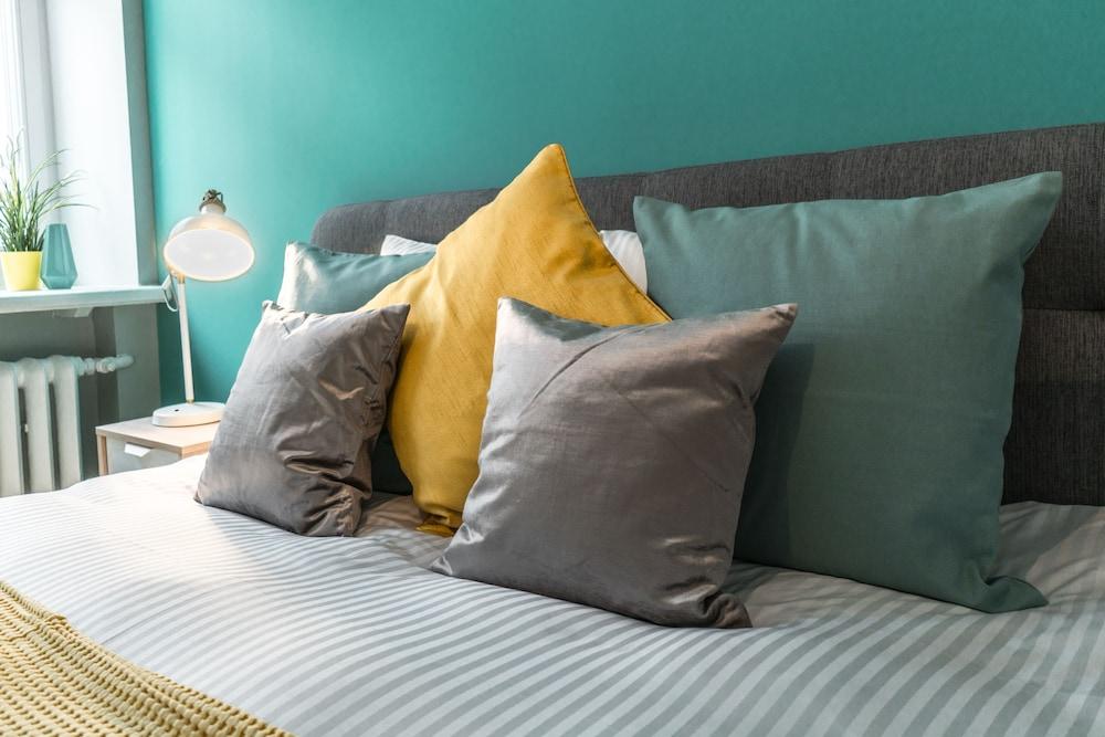 Greystone Suites & Apartments