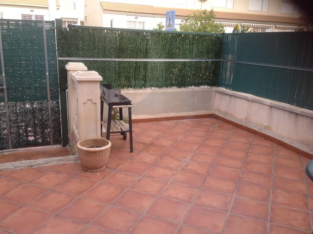 LET 4 U Nova Oropesa III