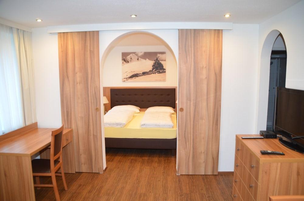 Neue Post Apartments