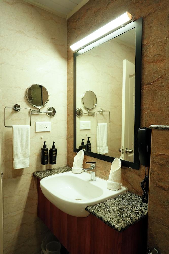 All Season's D'Fort Ayurvedic Resort