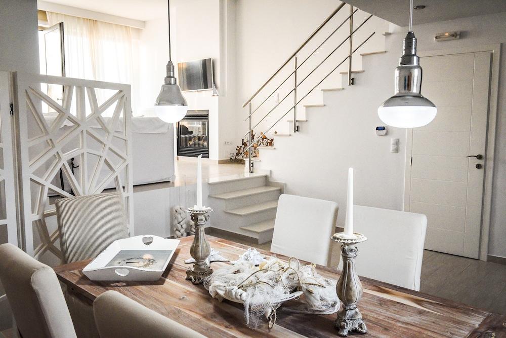 Stunning Luxury with Private Beach