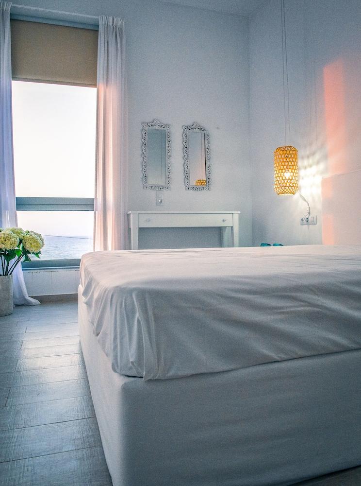 Stunning Luxury with Private Beach