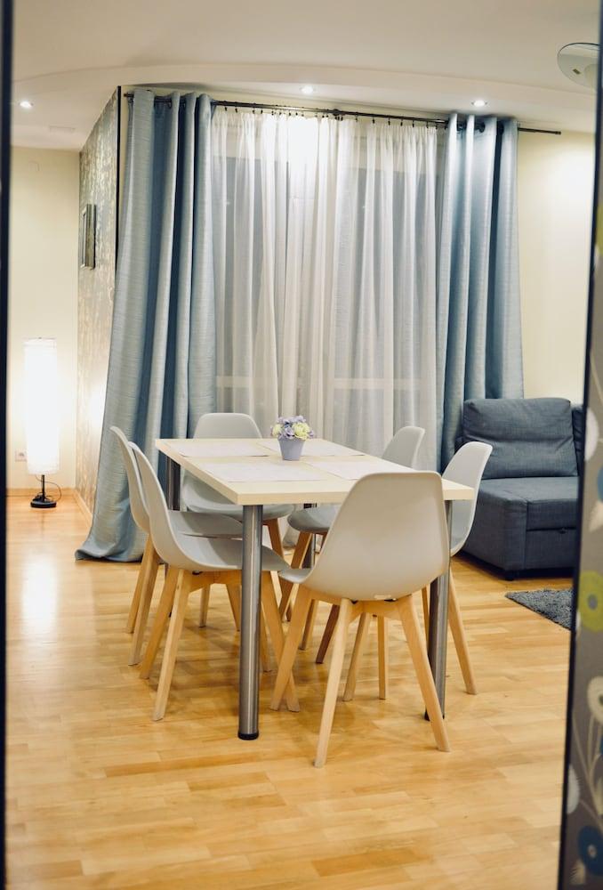 JessApart - Babka Tower Apartment