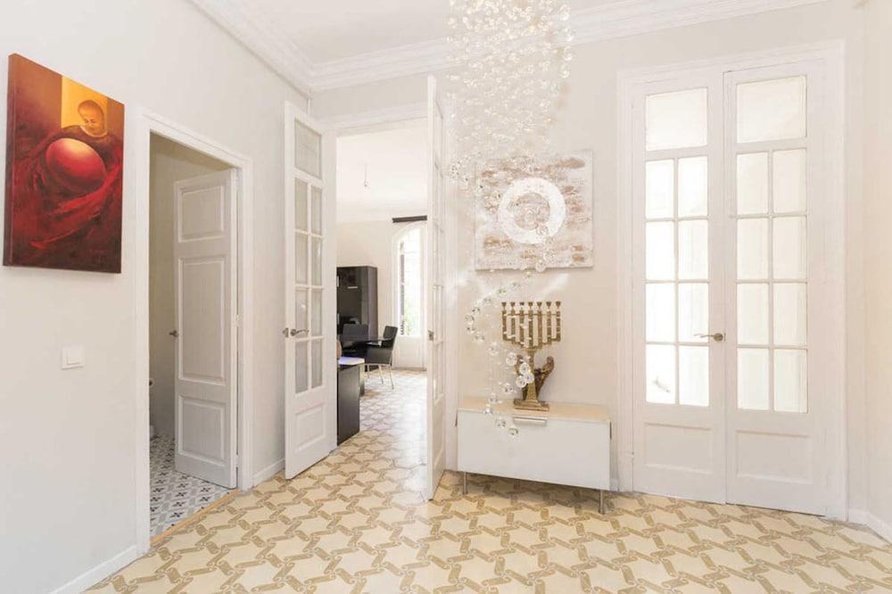 Design Guestroom Barcelona Arc de Triomf