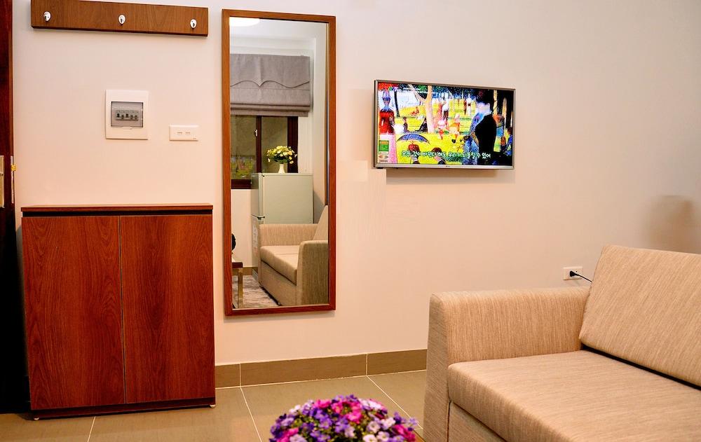 Blue Home Serviced Apartment Hanoi